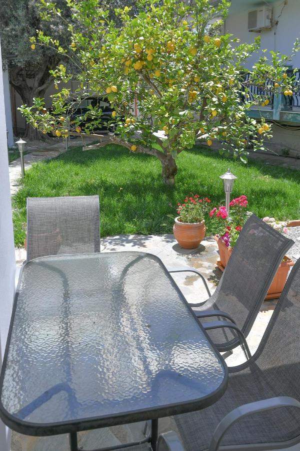 Holiday home The Olive Garden House Haraki